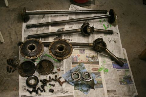 1993 Ford F-350 - Shafts, drive flanges, front spindles, spindle nuts & some more stuff
