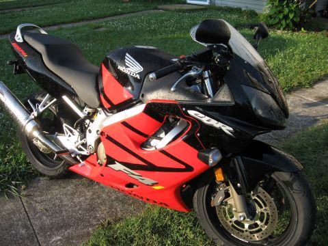 2004 Honda CBR600F photo