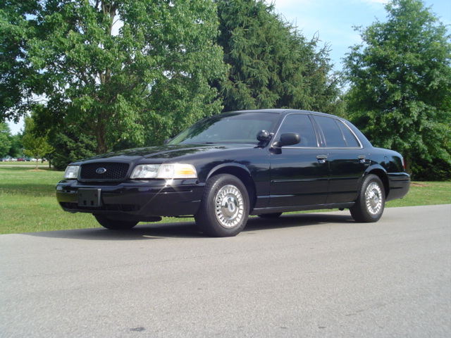 2001 Ford Crown Victoria