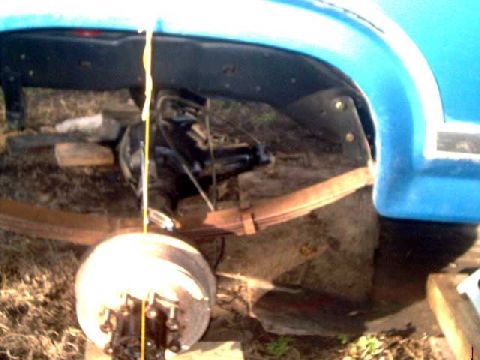1984 Ford Bronco - Axle re-cenetered at ride height by moving front hangers back 2 inches