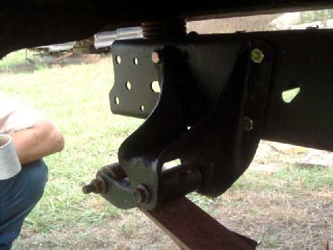 1984 Ford Bronco - BAD shackle angle