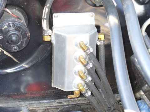 1978 Ford Bronco - breather tank