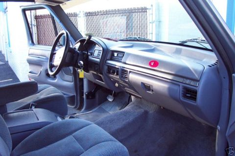 1994 Ford Bronco - Picture from Ebay Auction 6
