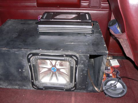 2006 Ford E350 - Removed system from Astro and have sub in my bedroom.