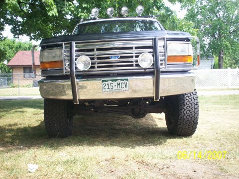 1994 Ford Bronco - 4 inch Lift and 33's