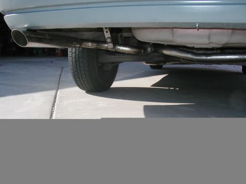 1990 Ford Taurus - Heres the split after the rear axle. The muffler shop put the whole system on for $100!