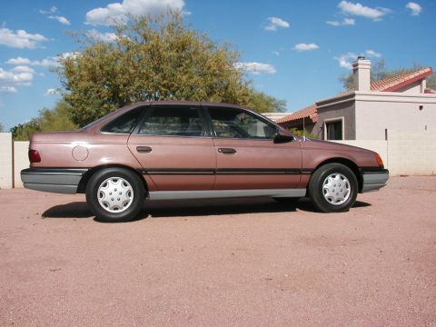 1990 Ford Taurus - Fresh out of the paint shop.