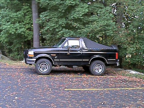 1992 Ford Bronco photo