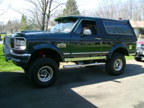 1993 Ford Bronco photo