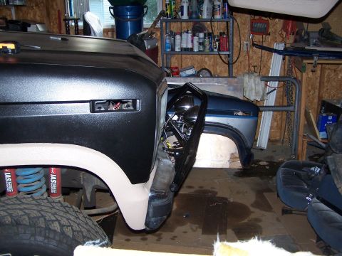 1986 Ford Bronco - Side view