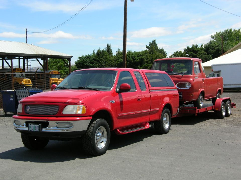 All loaded up coming home from the Dayton, WA car show 6/16/07