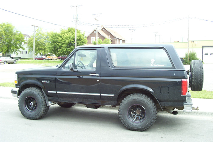 1996 Ford Bronco “BroncoNut”