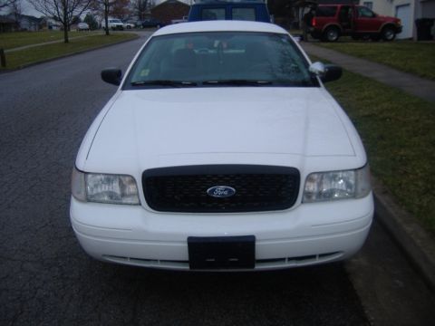 2003 Ford Crown Victoria