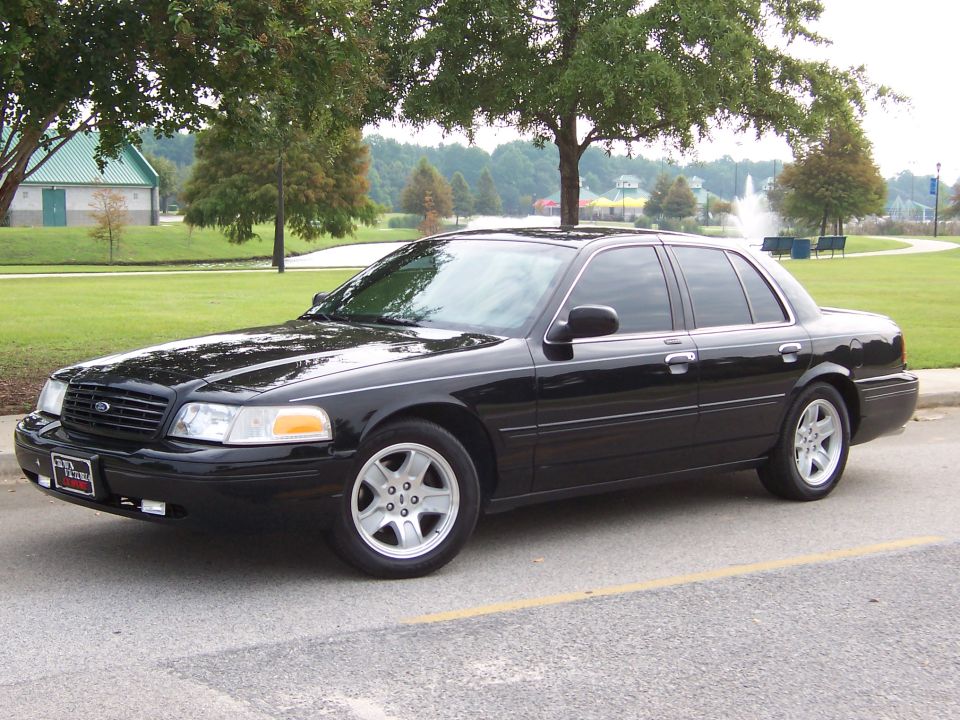 2001 Ford Crown Victoria “Ole Black Betty”