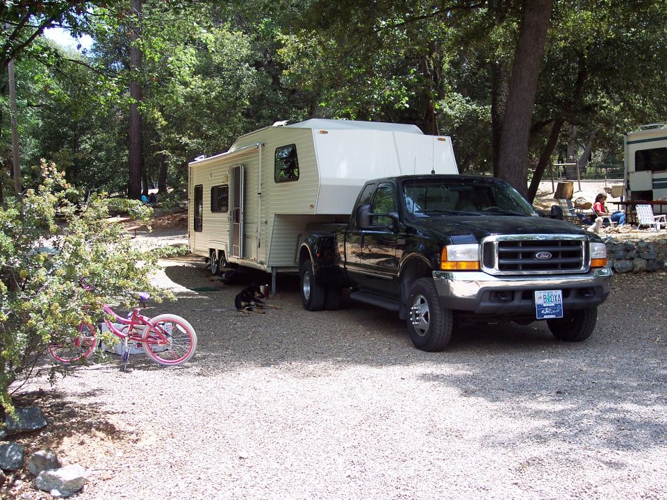 One of the last pictures while the truck was still a dually.