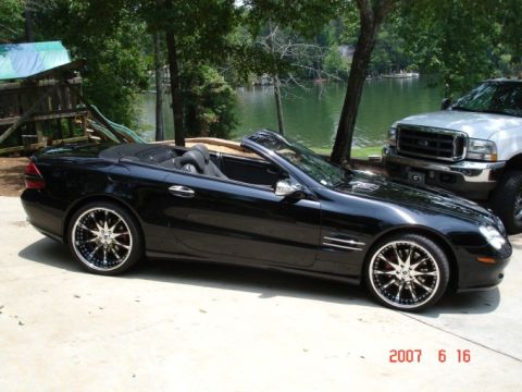 2004 Mercedes-Benz SL-Class photo