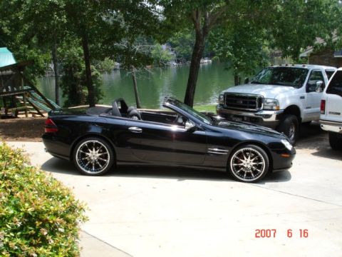 2004 Mercedes-Benz SL-Class photo