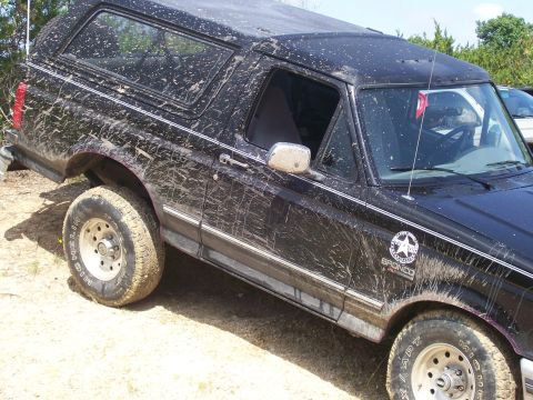1995 Ford Bronco photo