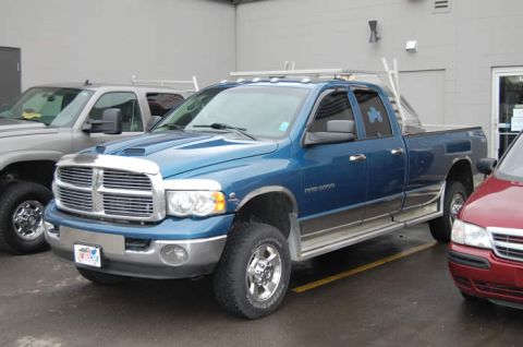 2002 Dodge 2500 - Hubbies truck, isn't it nice.