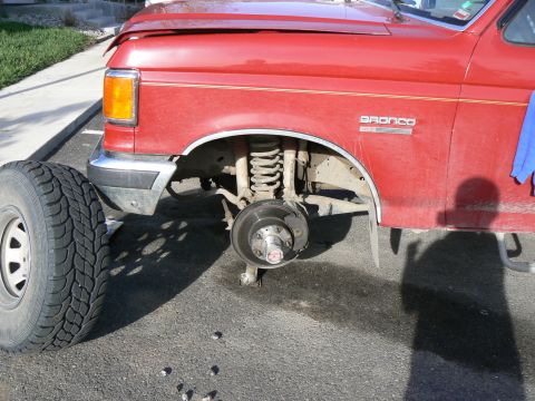 2006 Ford E350 - Rotating the tires in the parking lot.