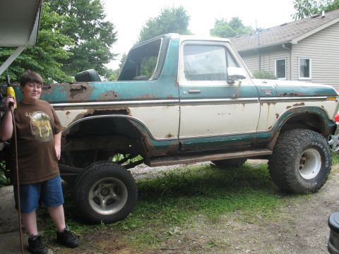 1978 Ford Bronco - "That'll teach you to take my Gameboy away!"