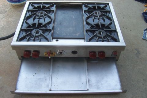 1994 Ford F-150 - This is a commercial gas range with a griddle top, not a 1994 Ford F-150.