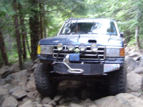 1989 Ford Bronco - Mike at the end