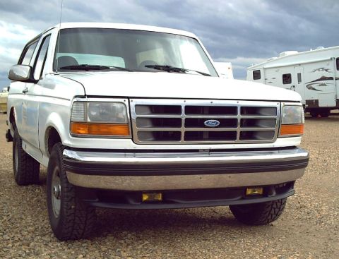 1990 Ford Bronco - The Air Dam That Was Used On The Lightning Pickups With The Same Nose (1993 To 1995), I Installed Aftermarket Fog Lights Instead Of Factory…