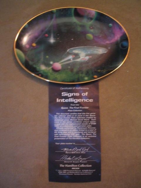 1998 Ford Crown Victoria - A decorative plate and its certificate of authenticity, both related to the Star Trek franchise.