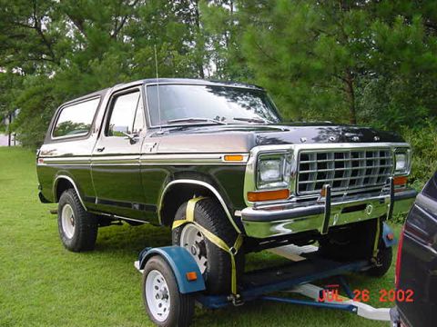 1979 Ford Bronco - Here she is on still on the trailor.