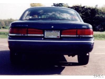 1995 Ford Crown Victoria - 4 of 6 of my 95 as it looked when I bought it.