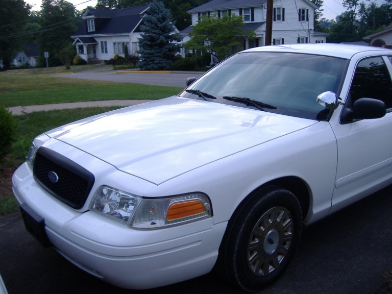 2003 Ford Crown Victoria