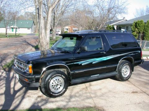 1995 Ford Crown Victoria photo