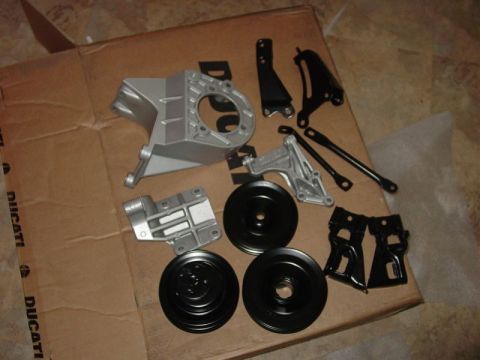 1986 Ford Mustang - Powdercoated brackets and pulleys