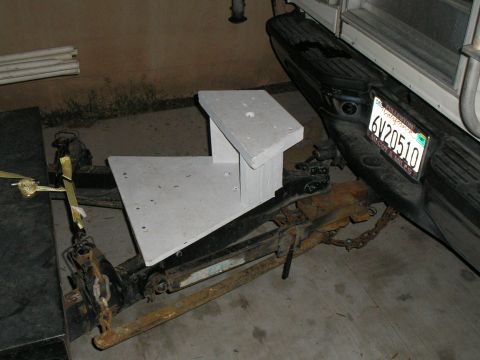 2000 Ford F-250 - step on trailer tongue