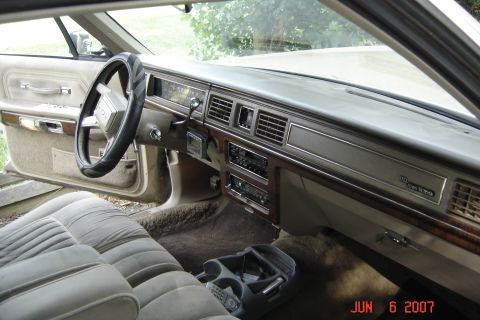 1989 Ford Crown Victoria LTD - Old seat and rug