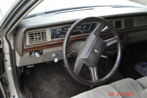 1989 Ford Crown Victoria LTD - New wheel