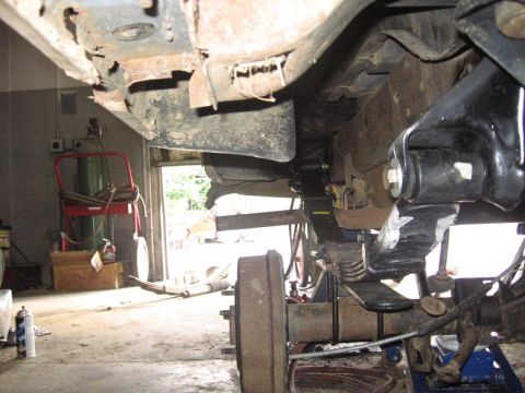 1988 Ford Bronco - passenger side leaf on