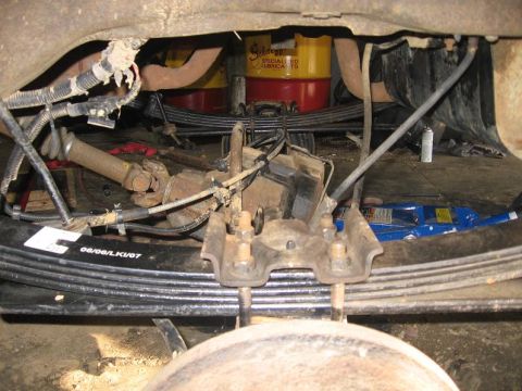 1988 Ford Bronco - shocks off new leafs on sway bar still disconnected