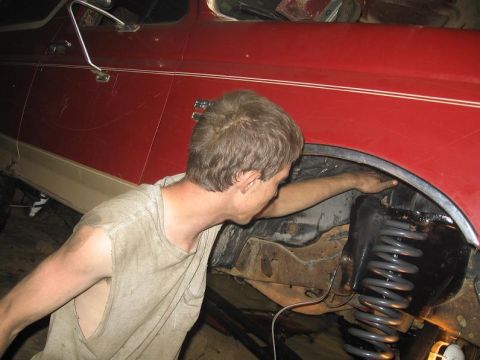 1988 Ford Bronco - tony doing something???