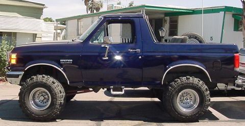 1989 Ford Bronco photo