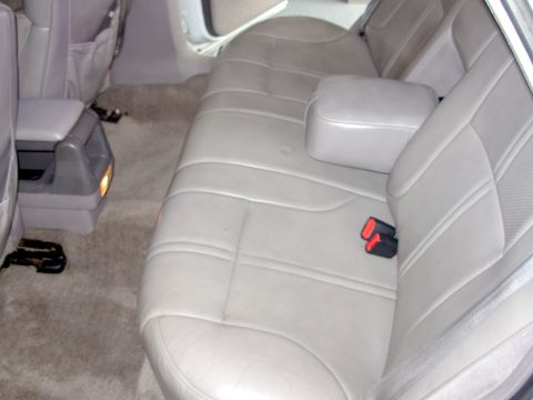 1995 Ford Taurus - Rear seat