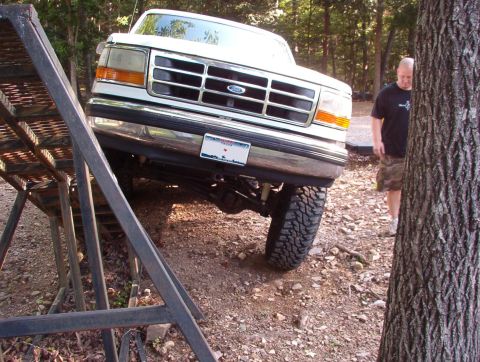 1983 Ford Bronco - Ben (92builtbronco) (at the right) was worried about his front bumper cutting his tires, but after checking here, it wasn't a problem.