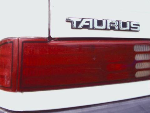 1991 Ford Taurus - I need to do something with these taillights I wish they made clear ones for my car. I might paint them like mustang GT’s of the early 90’s.