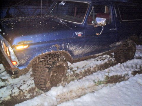 1978 Ford Bronco - finaly got it out (note the tractor tracks) not too bad for it's first day with a new owner.