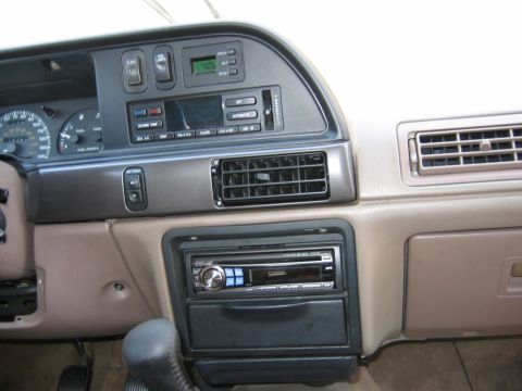 1991 Ford Taurus photo