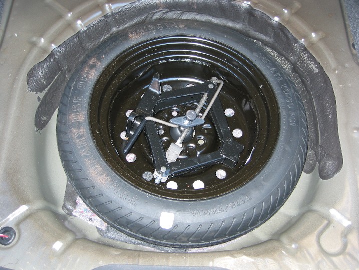 wheel well. maybe a zex bottle holder in the future?