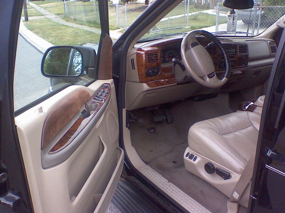 2000 Ford Excursion “the EXO”