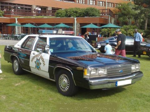 1991 Ford Crown Victoria - my Vic with the Jetsonic