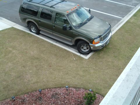 2001 Ford Excursion “Fordosaurus”